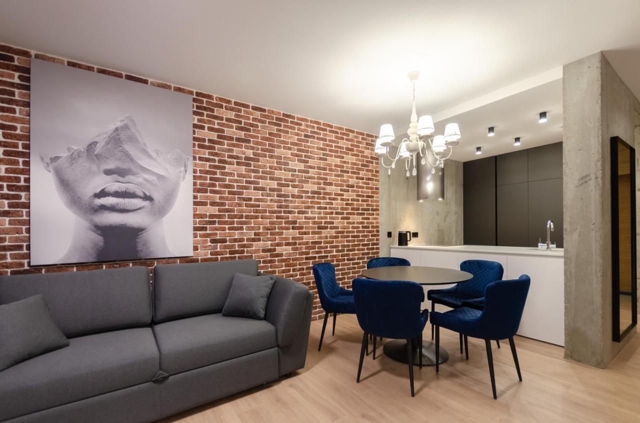 Petrovdom 12-95 Loft Apartments At Rc Kvartet, 16Г Vasyl Lypkivskyi Street Kiev Eksteriør bilde