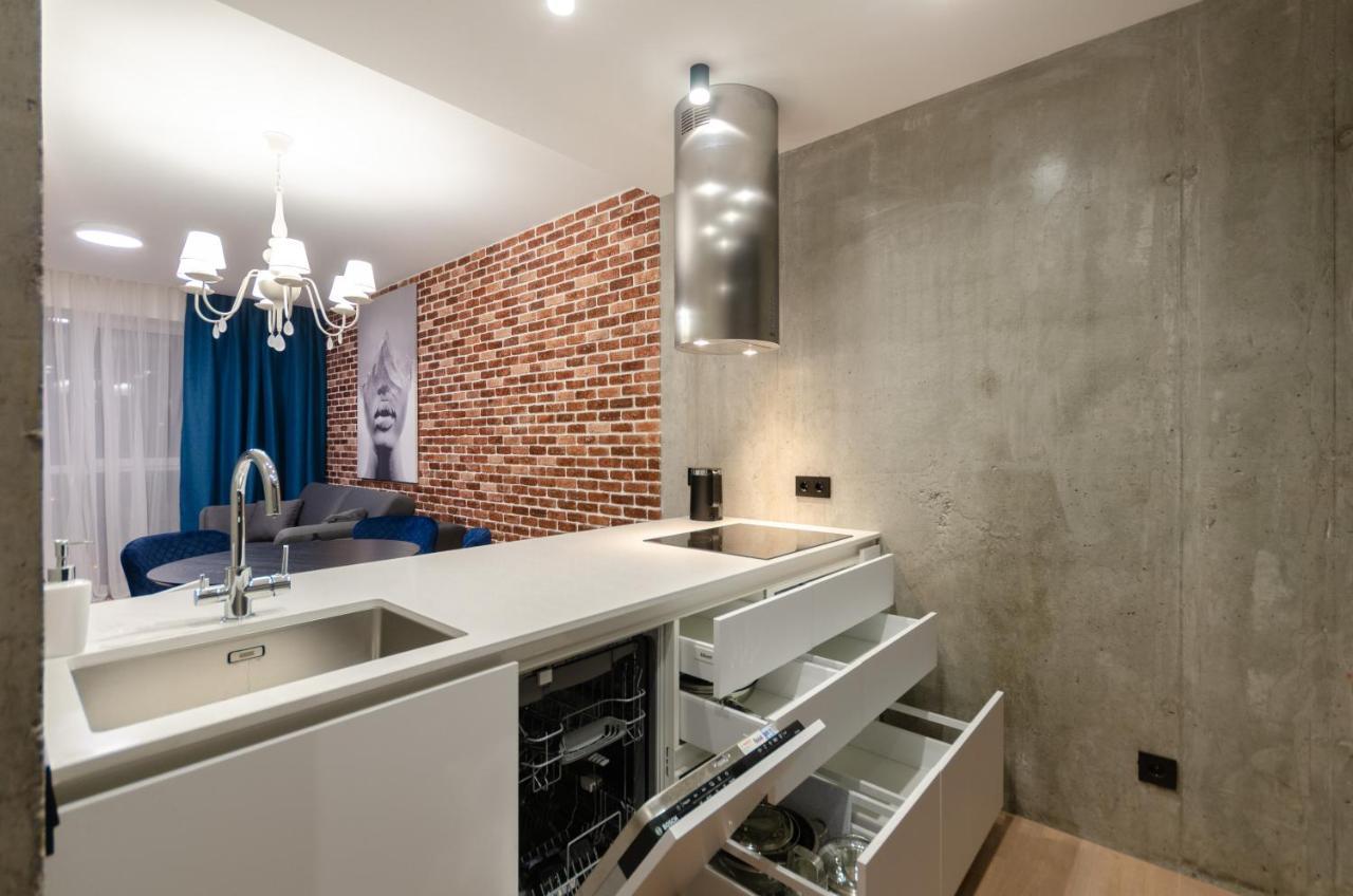 Petrovdom 12-95 Loft Apartments At Rc Kvartet, 16Г Vasyl Lypkivskyi Street Kiev Eksteriør bilde
