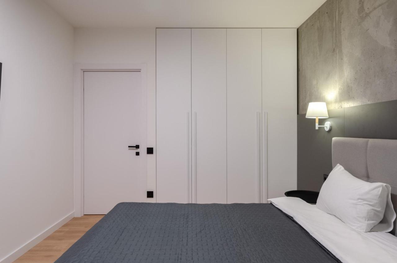 Petrovdom 12-95 Loft Apartments At Rc Kvartet, 16Г Vasyl Lypkivskyi Street Kiev Eksteriør bilde