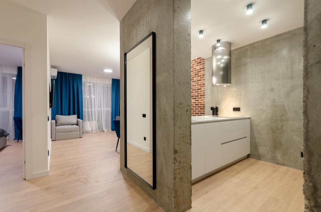 Petrovdom 12-95 Loft Apartments At Rc Kvartet, 16Г Vasyl Lypkivskyi Street Kiev Eksteriør bilde
