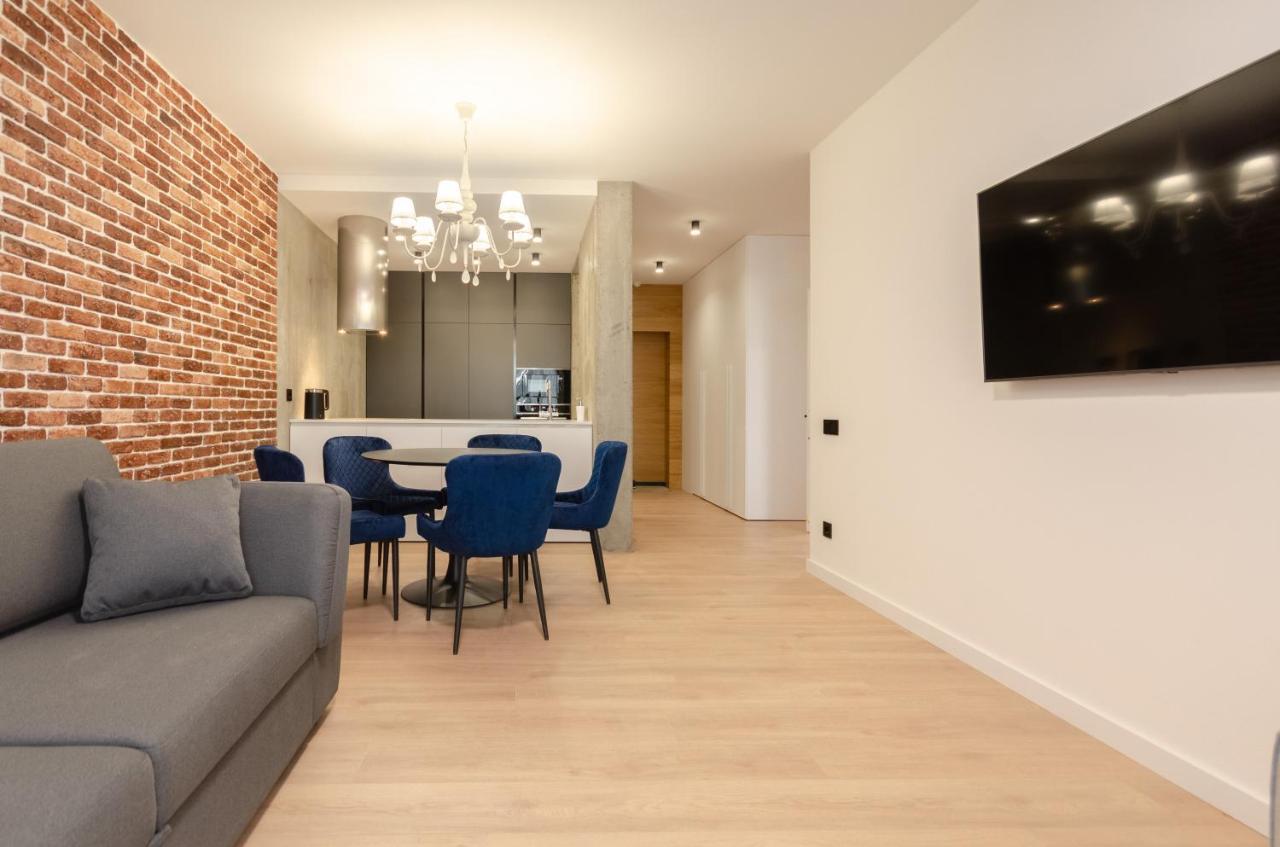 Petrovdom 12-95 Loft Apartments At Rc Kvartet, 16Г Vasyl Lypkivskyi Street Kiev Eksteriør bilde
