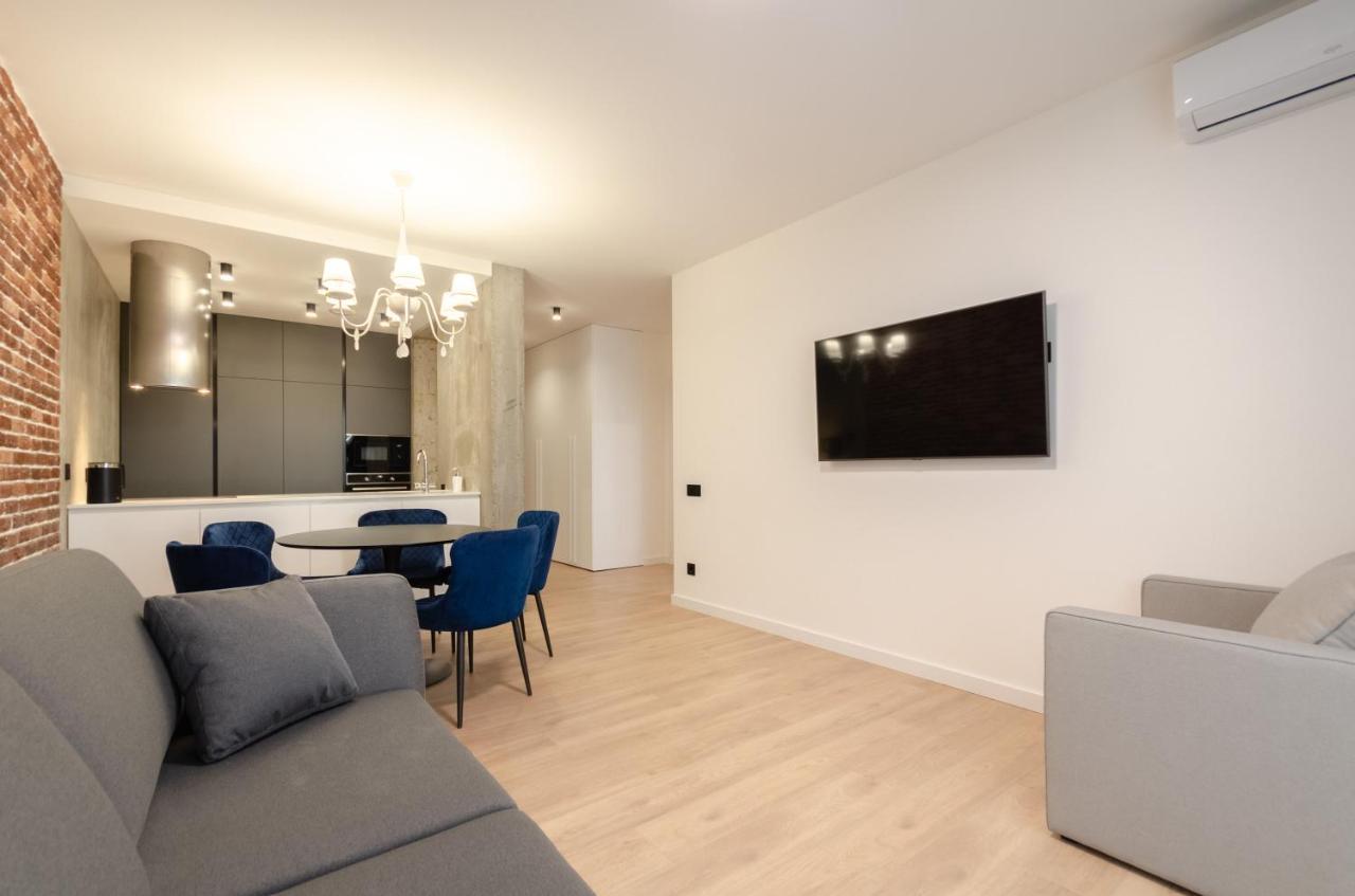 Petrovdom 12-95 Loft Apartments At Rc Kvartet, 16Г Vasyl Lypkivskyi Street Kiev Eksteriør bilde